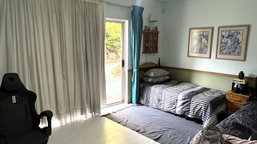 5 Bedroom Property for Sale in Fichardt Park Free State